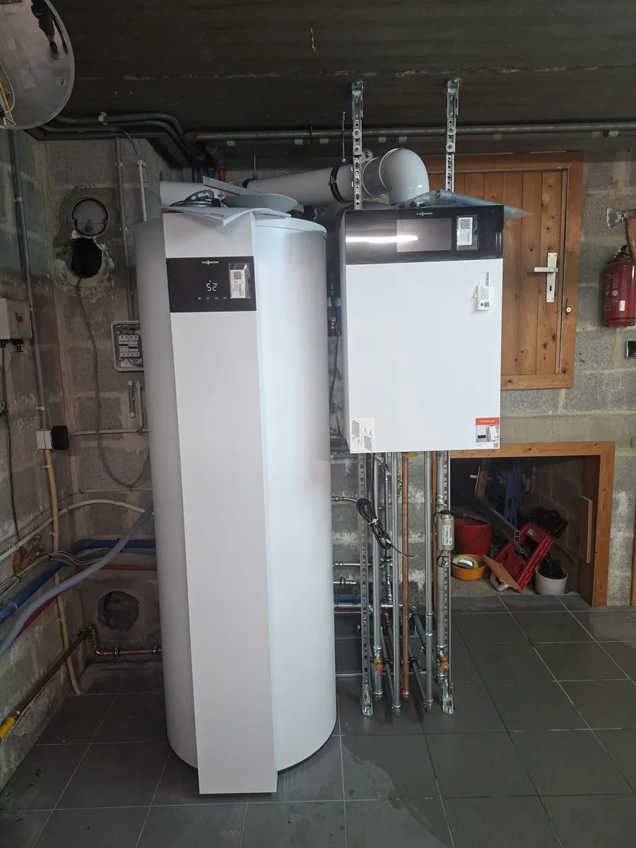 Boiler et chaudière à condensation dans un local technique